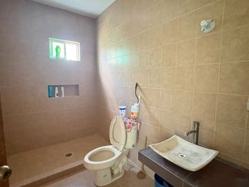 CASA EN VENTA EN PORTAL DEL NORTE, ZUAZUA