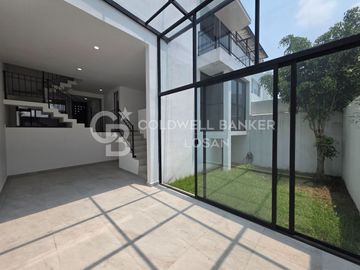 CASA EN VENTA, CD. SATÉLITE, CIRCUITO DIPLOMATICOS