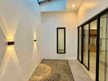 Dijual rumah mewah semi furnished di CassiaWood Tambun Selatan Bekasi