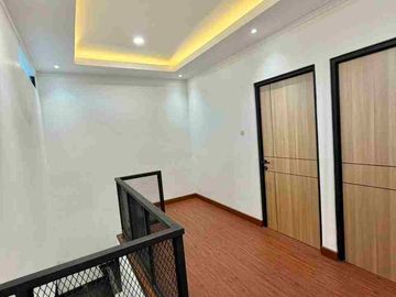Dijual rumah mewah semi furnished di CassiaWood Tambun Selatan Bekasi