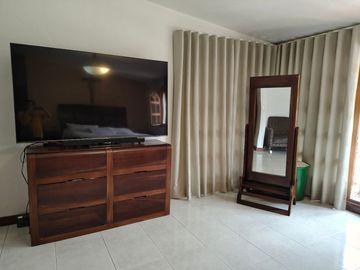 CASA DE 4 RECAMARAS BUGAMBILIAS PRIMERA SECCIÓN