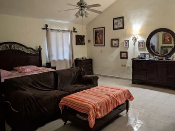 CASA EN VENTA EN COLINAS DE SAN JERÓNIMO, MONTERREY