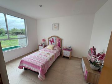 Casa en Venta Modelo Oro a Estrenar de Tres Habitaciones por Carr. Matehuala