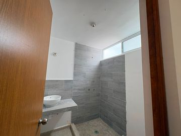 Casa en Venta Modelo Selva a Estrenar de Tres Habitaciones por Carr. Matehuala