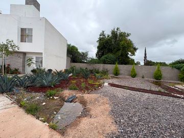 Casa en Venta Modelo Selva a Estrenar de Tres Habitaciones por Carr. Matehuala