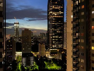 Dijual/Disewa APARTEMEN SUDIRMAN PARK