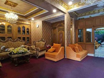DIJUAL CEPAT RUMAH MEWAH 2LANTAI DICIPAYUNG JAKARTA TIMUR
