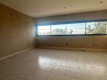 Bodega nueva en renta