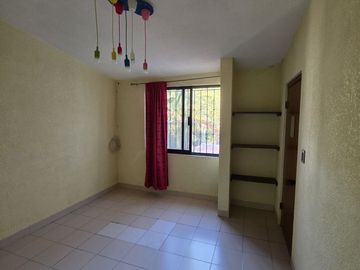 CASA EN VENTA CUAUTLA MORELOS A UN COSTADO DE THE HOME DEAPOT, 3 RECAMARAS TERRAZA CON JARDIN COCHERA TECHADA