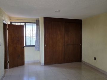CASA EN VENTA CUAUTLA MORELOS A UN COSTADO DE THE HOME DEAPOT, 3 RECAMARAS TERRAZA CON JARDIN COCHERA TECHADA