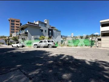 Terreno en Venta – Lomas Country Club, Huixquilucan, Estado de México