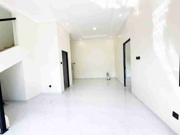 Jual Rumah Luas 2 Lantai Siap Huni Strategis di Pamulang