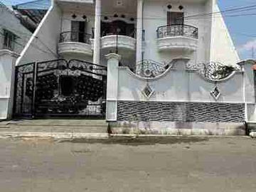 rumah megah non cluster di Cipinang otista