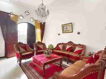 rumah megah non cluster di Cipinang otista