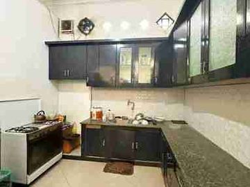 rumah megah non cluster di Cipinang otista