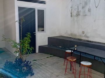 Over kontrak restoran dengan lokasi strategis di jalur utama Jl.Pondok Cabe raya, berada di area dengan lalu lintas yang ramai dan mudah dijangkau.