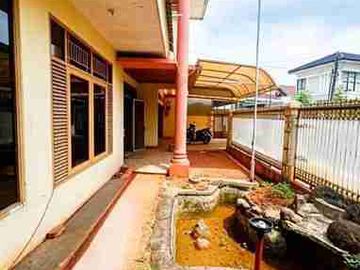 rumah megah 2 lantai di pondok kelapa komplek billymoon