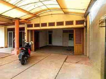 rumah megah 2 lantai di pondok kelapa komplek billymoon