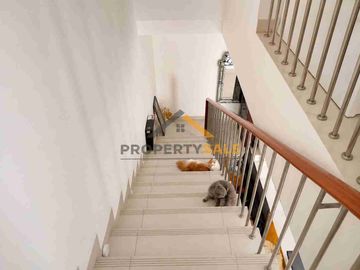 Jual cepat Rumah Cantik Siap Huni di Kawasan Premiun CIBUBUR CBD