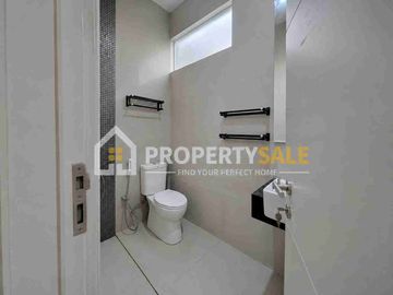 Jual cepat Rumah Cantik Siap Huni di Kawasan Premiun CIBUBUR CBD