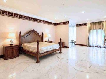 FOR SALE BUKIT GOLF PONDOK INDAH
LUXURY HOUSE
SEMI FURNISHED