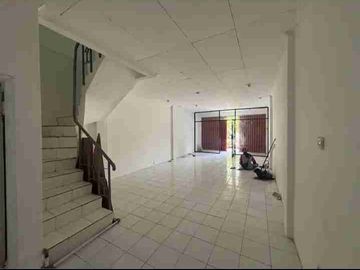 Disewakan Ruko Pamulang Plaza Di Pamulang Barat, Jalan Pajajaran, Pamulang, Tangerang Selatan