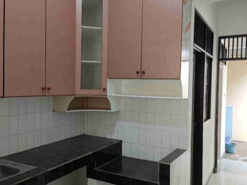 rumah siap huni di taman pulo gebang jakarta timur