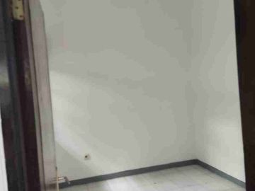 rumah siap huni di taman pulo gebang jakarta timur