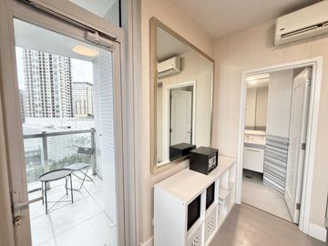 Corner 2BR in Proscenium Lincoln Tower Rockwell Makati City