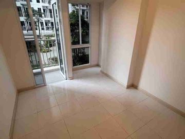 disewakan apartemen tokyo riverside studio kosongan pik 2 termurah