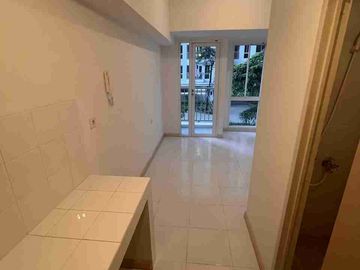 disewakan apartemen tokyo riverside studio kosongan pik 2 termurah