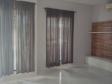 Rumah dikontrakan 2 lantai di Pasar Minggu Jakarta Selatan