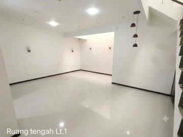 Dijual Taman kopo indah 2