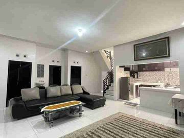 Kontrakan Rumah Bagus Strategis Dekat GOR Manahan Include Furnished