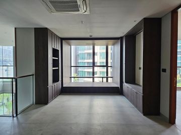 4 Bedrooms Apartment In Kemang Area, Kemang Village Duplex Unit