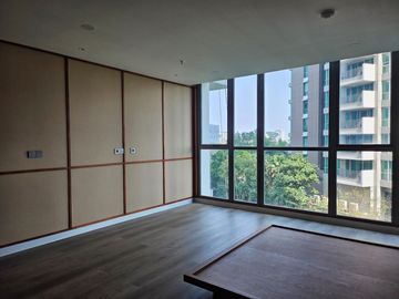 4 Bedrooms Apartment In Kemang Area, Kemang Village Duplex Unit