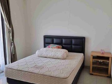 dijual murah rumah bagus 2 lantai dekat sekolah di cluster depan harapan indah bekasi