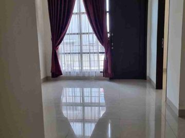 dijual murah rumah bagus 2 lantai dekat sekolah di cluster depan harapan indah bekasi