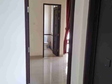 dijual murah rumah bagus 2 lantai dekat sekolah di cluster depan harapan indah bekasi