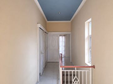 Rumah 2 Lantai SHM Kramat Jati – 2 Menit ke Tol | 3 KT