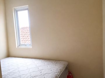 Rumah 2 Lantai SHM Kramat Jati – 2 Menit ke Tol | 3 KT