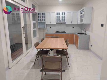 Disewakan Rumah 2 Lantai Full Furnished Di Delatinos Bsd City Serpong Tangerang Selatan