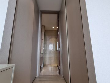 Apartemen Saumata Alam Sutera 124m2 2BR Full Furnish Private Lift
