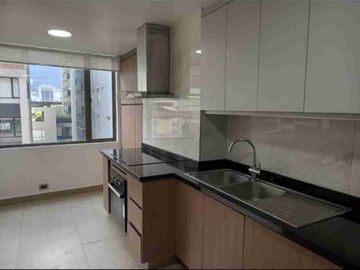 Renta departamento 150m2, 3 dormitorios, 2 parqueaderos y Bodega, República del Salvador