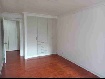 Renta departamento 150m2, 3 dormitorios, 2 parqueaderos y Bodega, República del Salvador
