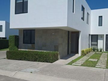 VIVE EN EL REFUGIO, con alberca y comodidad al 100%