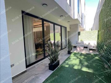Venta casa | Zona Cumbres García