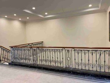 DIJUAL RUMAH VILLA SENTRA RAYA CITRALAND MEWAH MODERN