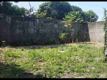Di sewakan tanah 450 m2 pinggir jalan