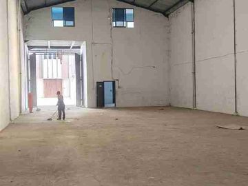 Di sewakan pergudangan 100 +kantor 3 lantai jl.salembaran teluk naga Tangerang.